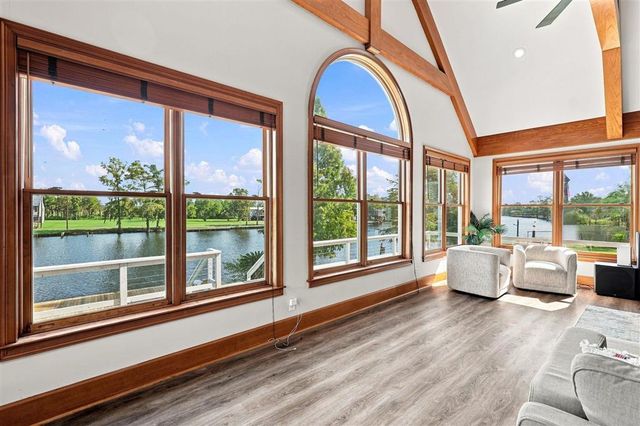 1127 Baker Road, Westlake, LA 70669