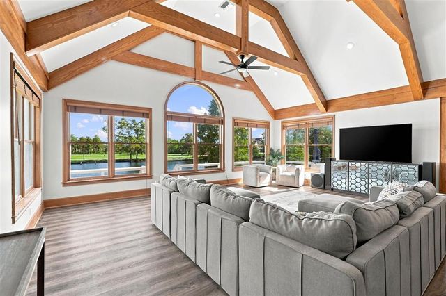 1127 Baker Road, Westlake, LA 70669