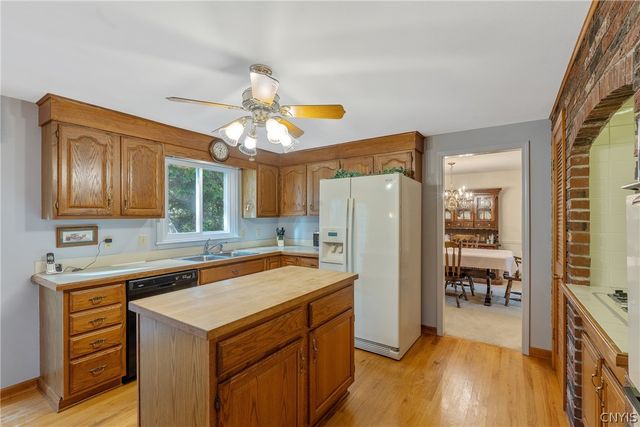 7505 Overland Drive, Clay, NY 13212