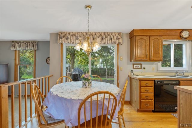 7505 Overland Drive, Clay, NY 13212