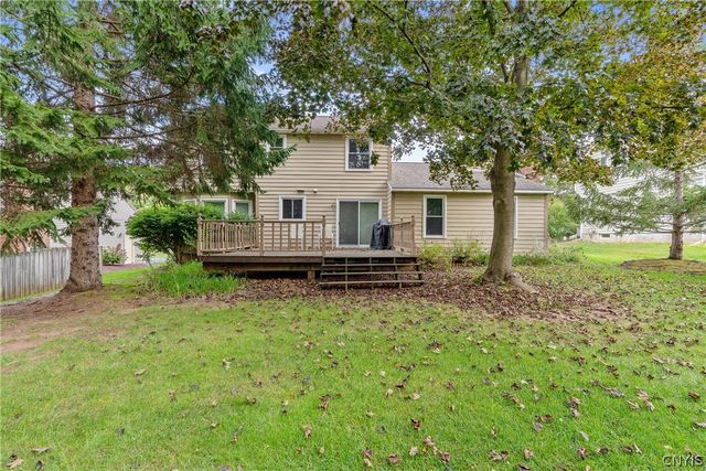 7505 Overland Drive, Clay, NY 13212