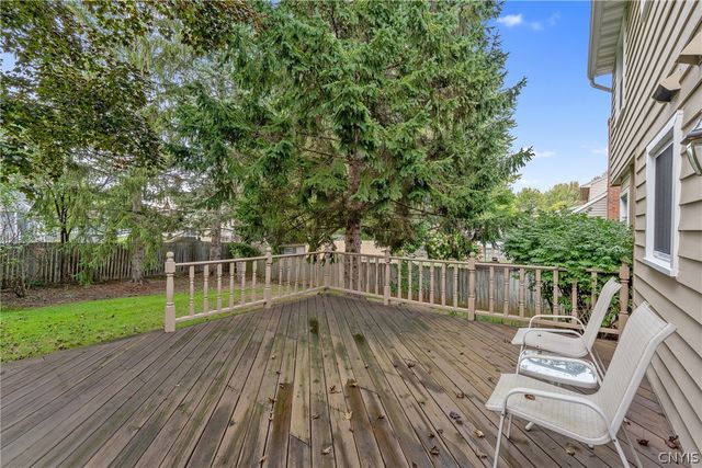 7505 Overland Drive, Clay, NY 13212