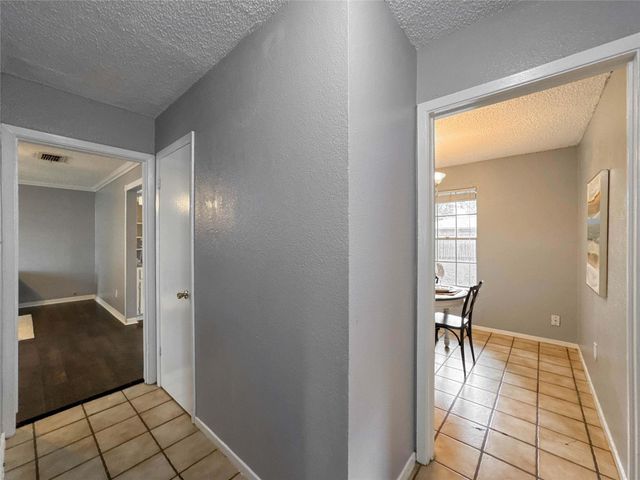 16915 Tibet Road, Friendswood, TX 77546