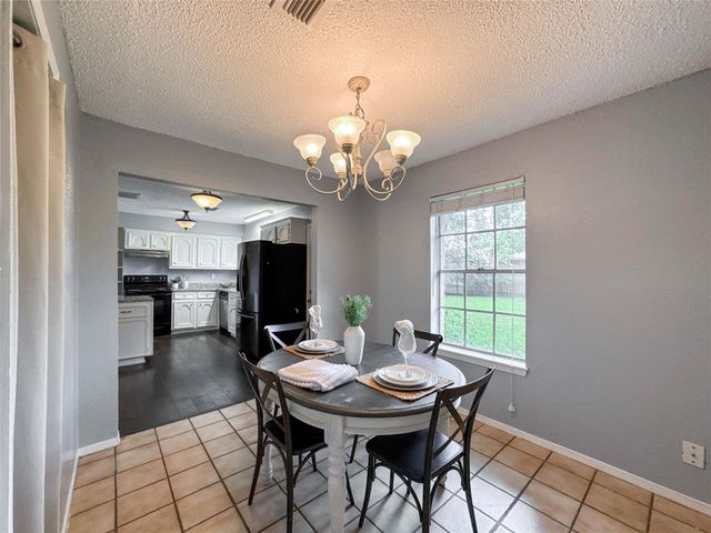 16915 Tibet Road, Friendswood, TX 77546