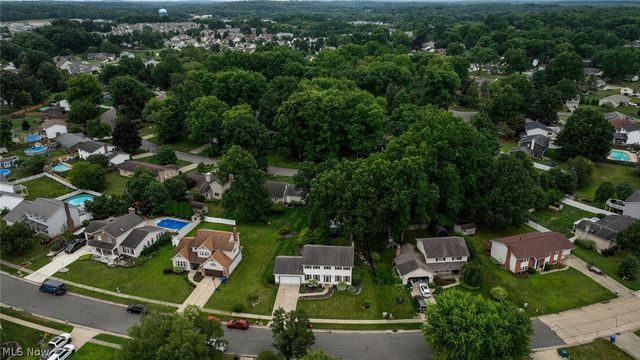 829 Dan Avenue, Canal Fulton, OH 44614