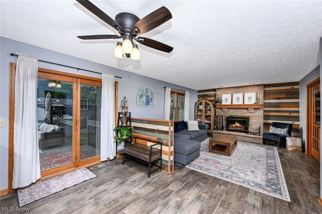 829 Dan Avenue, Canal Fulton, OH 44614