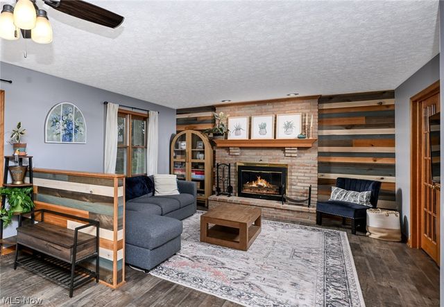 829 Dan Avenue, Canal Fulton, OH 44614