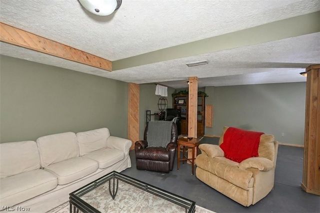 829 Dan Avenue, Canal Fulton, OH 44614
