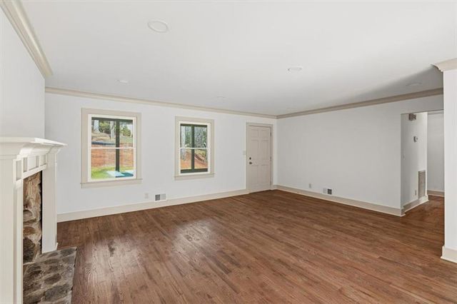 49 Apache SW Trail, Cartersville, GA 30120