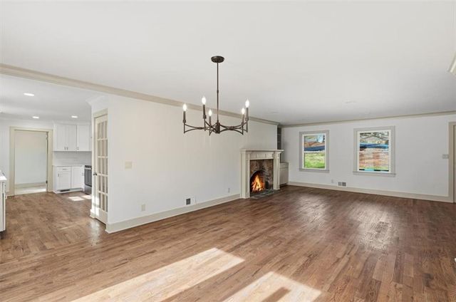 49 Apache SW Trail, Cartersville, GA 30120