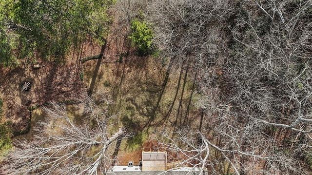 49 Apache SW Trail, Cartersville, GA 30120