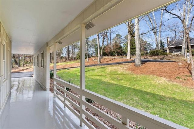 49 Apache SW Trail, Cartersville, GA 30120