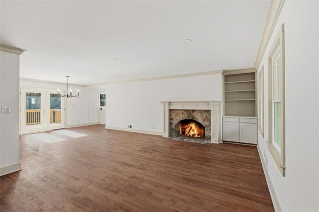 49 Apache SW Trail, Cartersville, GA 30120