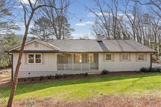 49 Apache SW Trail, Cartersville, GA 30120
