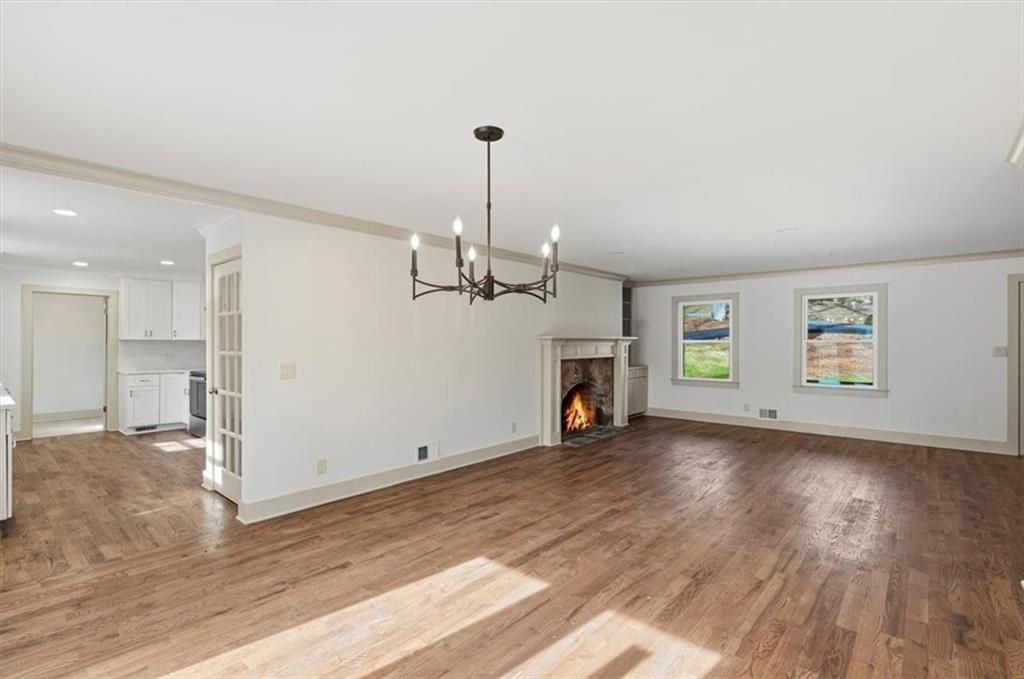 Image 15 of property listing at 49 Apache Trail SW, Cartersville, GA 30120