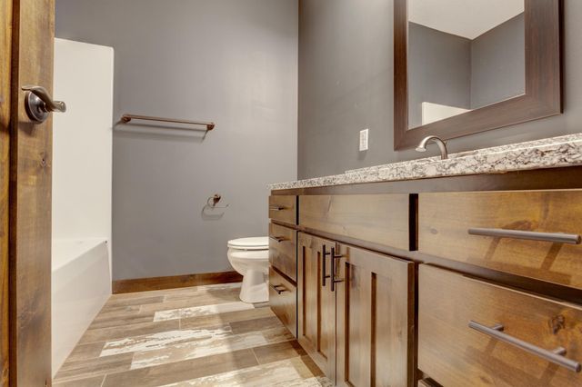 1631 72nd Avenue, Hammond, WI 54015