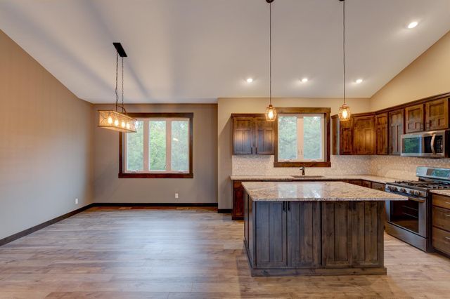 1631 72nd Avenue, Hammond, WI 54015