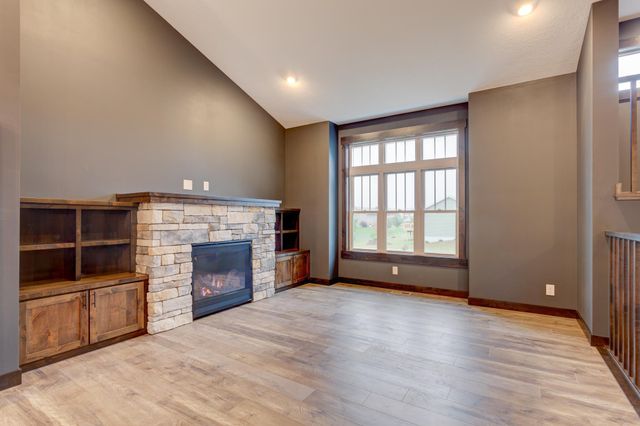 1631 72nd Avenue, Hammond, WI 54015