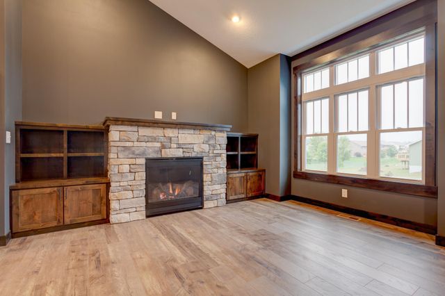 1631 72nd Avenue, Hammond, WI 54015