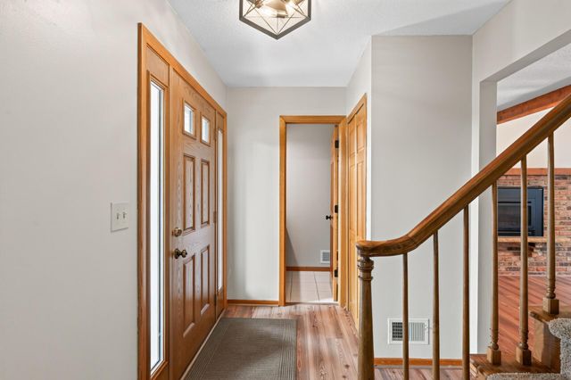 4532 Normandale Highlands Drive, Bloomington, MN 55437