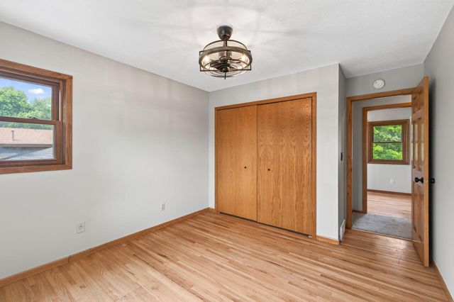 4532 Normandale Highlands Drive, Bloomington, MN 55437