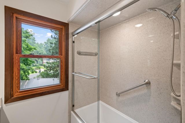 4532 Normandale Highlands Drive, Bloomington, MN 55437