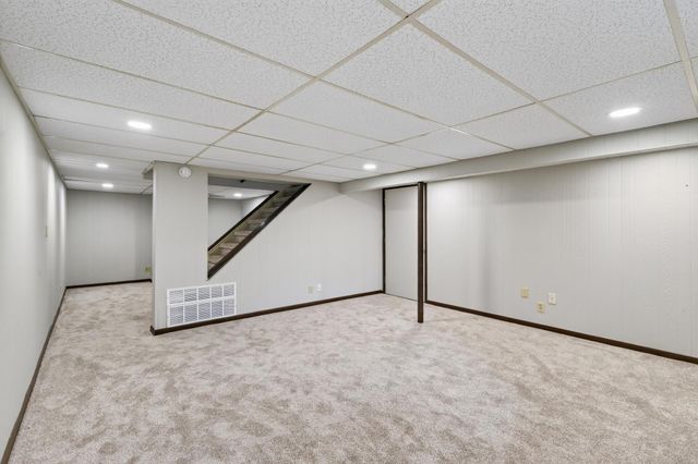 4532 Normandale Highlands Drive, Bloomington, MN 55437