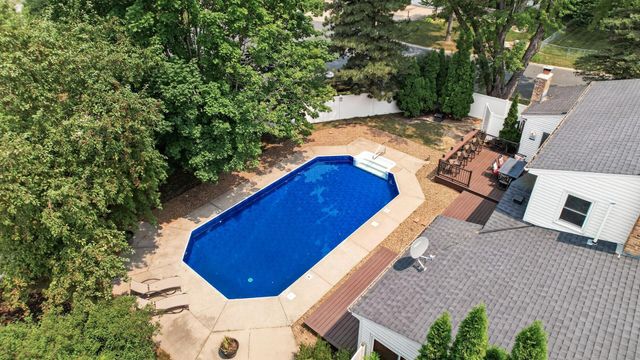 4532 Normandale Highlands Drive, Bloomington, MN 55437