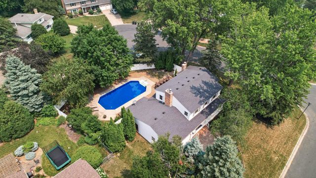 4532 Normandale Highlands Drive, Bloomington, MN 55437
