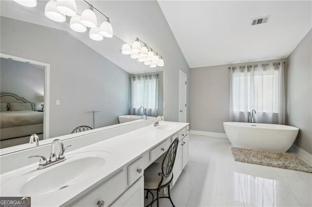 5030 Foxberry Lane, Roswell, GA 30075