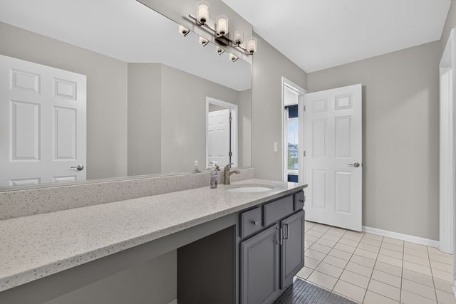 8024 Connor Drive, Long Grove, IL 60047
