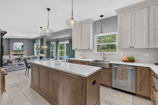 8024 Connor Drive, Long Grove, IL 60047