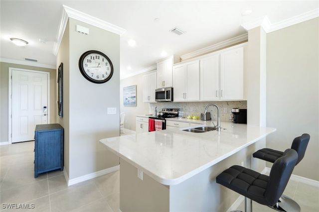 11811 VENETIAN LAGOON DR 102, Fort Myers, FL 33913