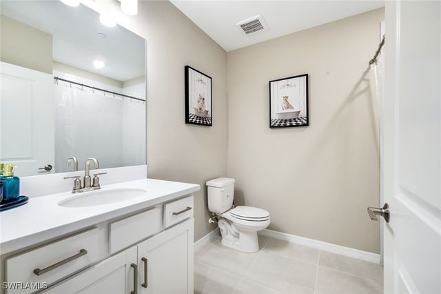 11811 VENETIAN LAGOON DR 102, Fort Myers, FL 33913