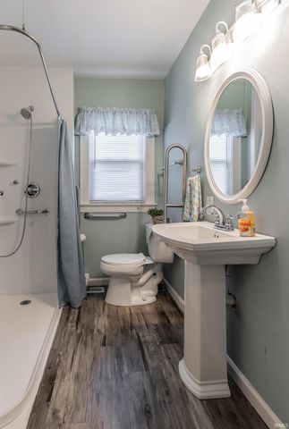 528 E Parkland Avenue, Evansville, IN 47711