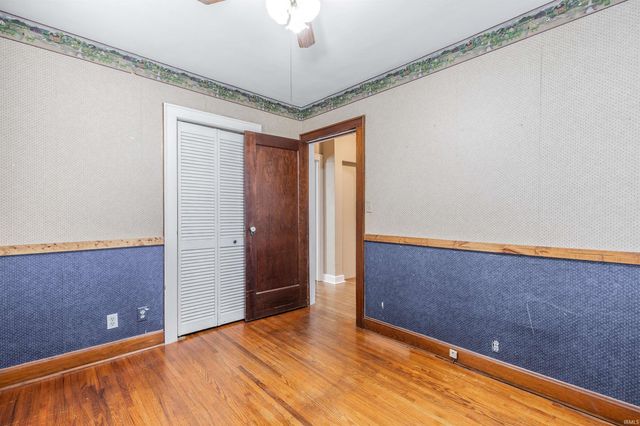 528 E Parkland Avenue, Evansville, IN 47711