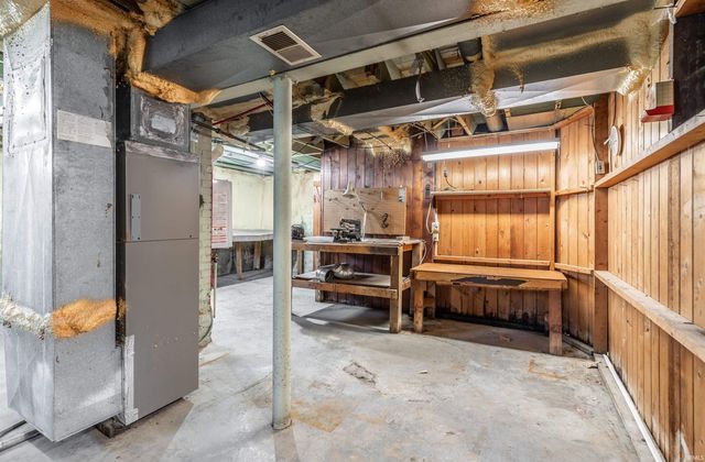 528 E Parkland Avenue, Evansville, IN 47711