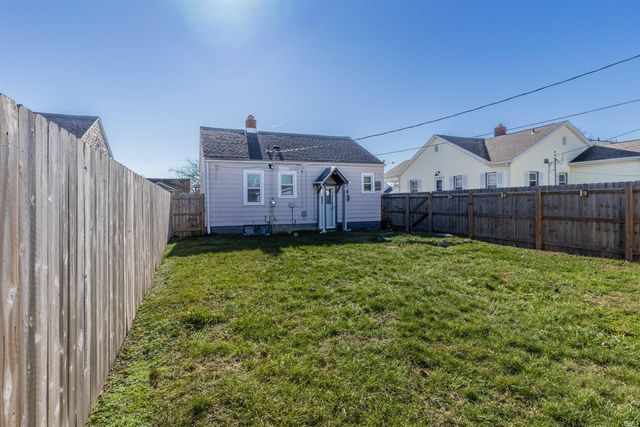 528 E Parkland Avenue, Evansville, IN 47711