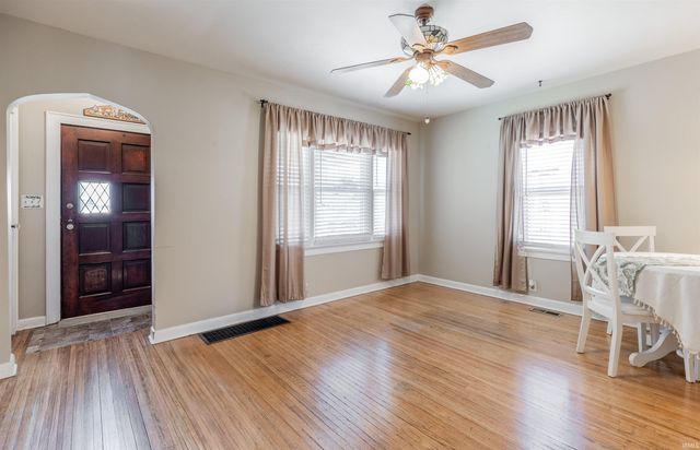 528 E Parkland Avenue, Evansville, IN 47711