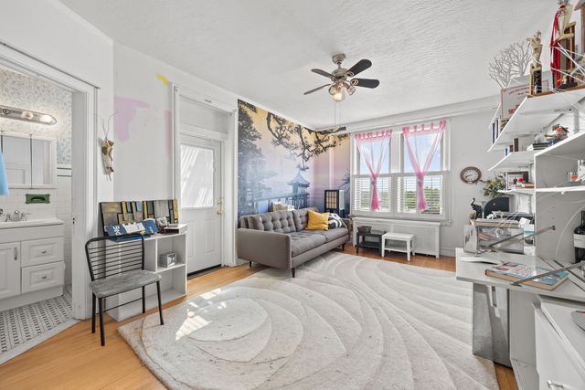 6937 S CRANDON Avenue 6E, Chicago, IL 60649