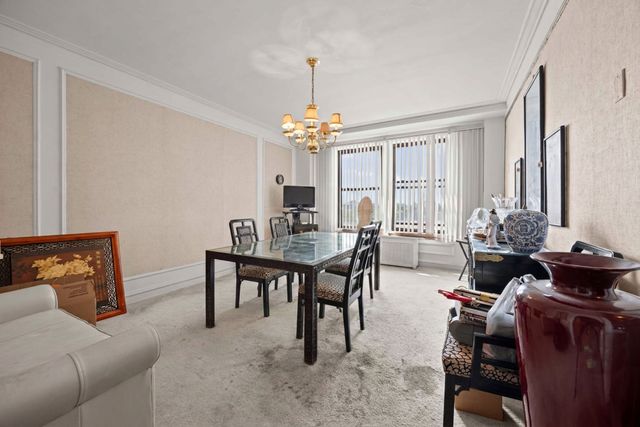 6937 S CRANDON Avenue 6E, Chicago, IL 60649