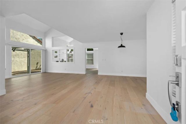 27 Almeria, Irvine, CA 92614
