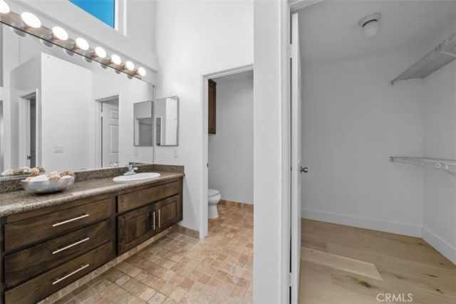 27 Almeria, Irvine, CA 92614