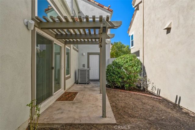 27 Almeria, Irvine, CA 92614