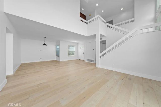27 Almeria, Irvine, CA 92614