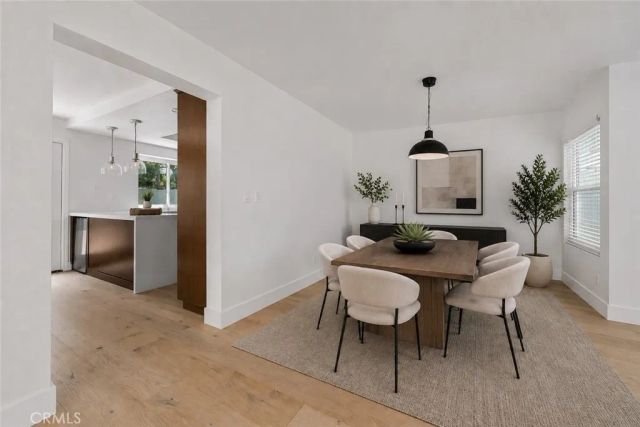 27 Almeria, Irvine, CA 92614