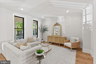 323 10TH ST NE, Washington, DC 20002