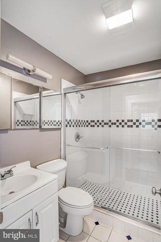 14712 BRADDOCK RD, Centreville, VA 20120