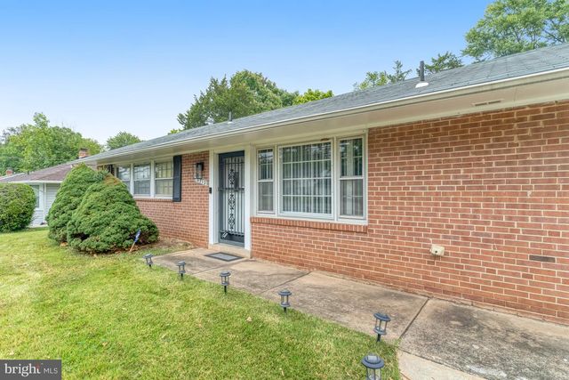 14712 BRADDOCK RD, Centreville, VA 20120