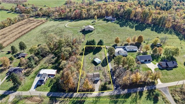 4244 Murray Road NW, Dover, OH 44622